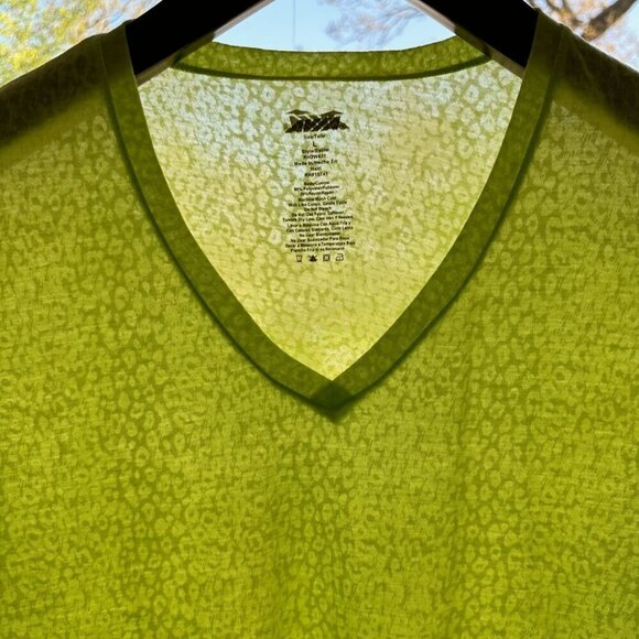 Avia Bright Yellow Leopard Burnout V-Neck Top, L - Picture 4 of 4